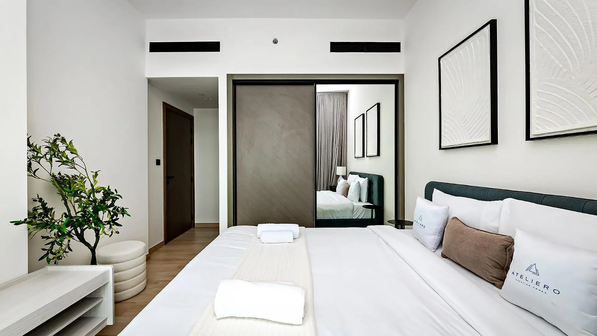 Stylish 1Br At Binghatti Corner Jvc Dubai 0*,